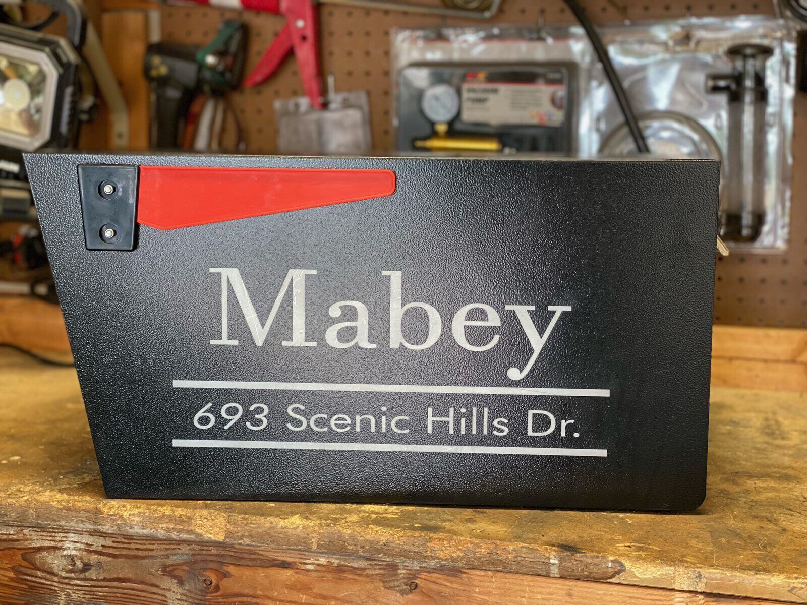 Mailbox engraving